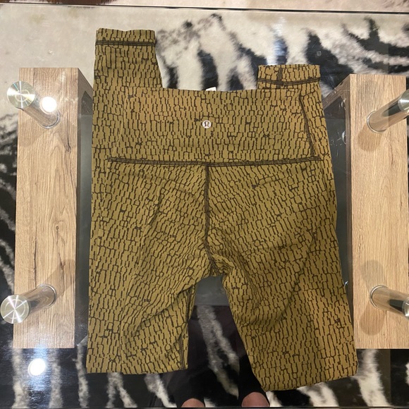 Iululemon leggings - Picture 5 of 6